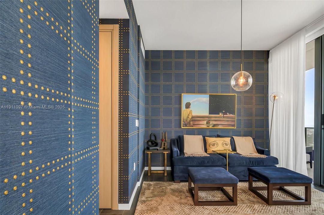 En Venta: $3,695,000 (3 camas, 3 baños, 1800 Pies cuadrados)