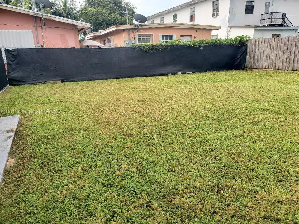 待售: $850,000 (0 贝兹, 0 浴室, 0 平方英尺)