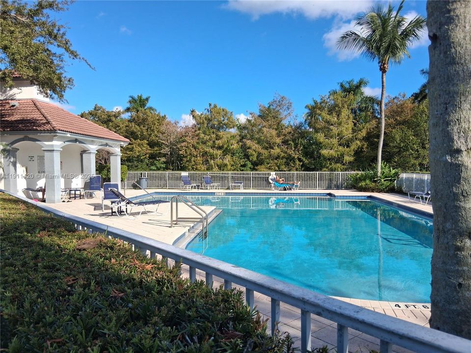 For Sale: $990,000 (4 beds, 2 baths, 2150 Square Feet)