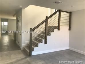 Active With Contract: $2,600 (2 beds, 2 baths, 1358 Square Feet)
