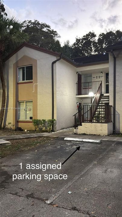 For Rent: $2,250 (2 beds, 2 baths, 1224 Square Feet)