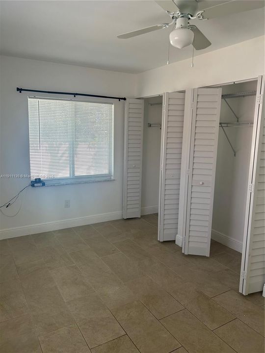 Activo con contrato: $1,600 (1 camas, 1 baños, 0 Pies cuadrados)