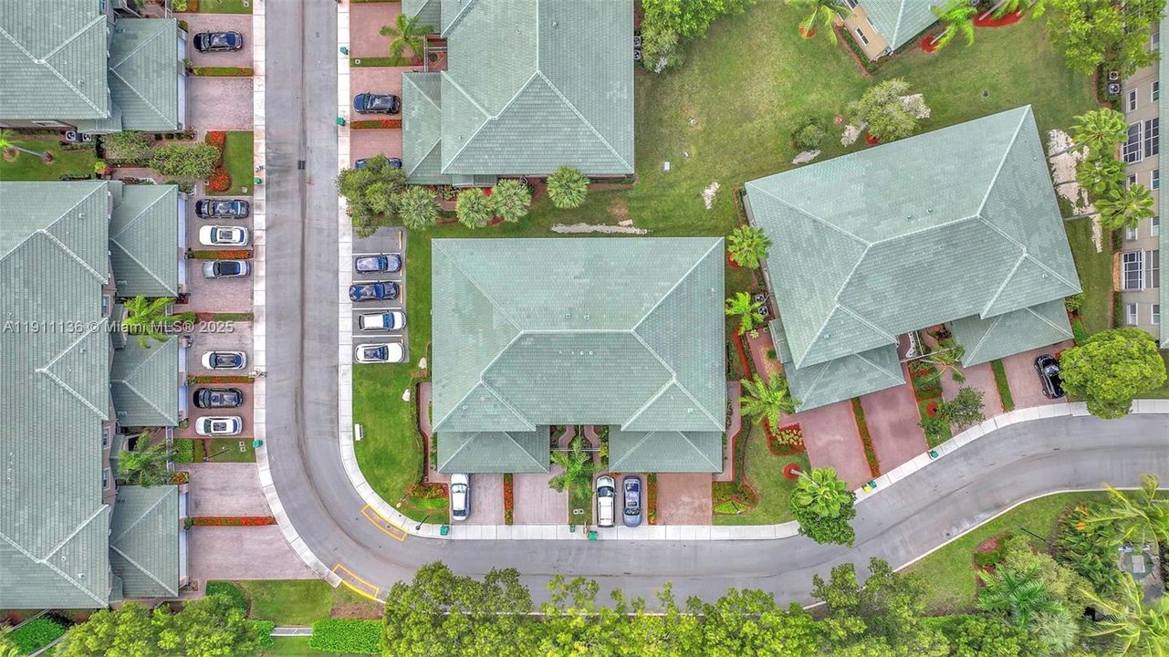 На продажу: $411,300 (3 спален, 2 ванн, 2016 Квадратных фут)