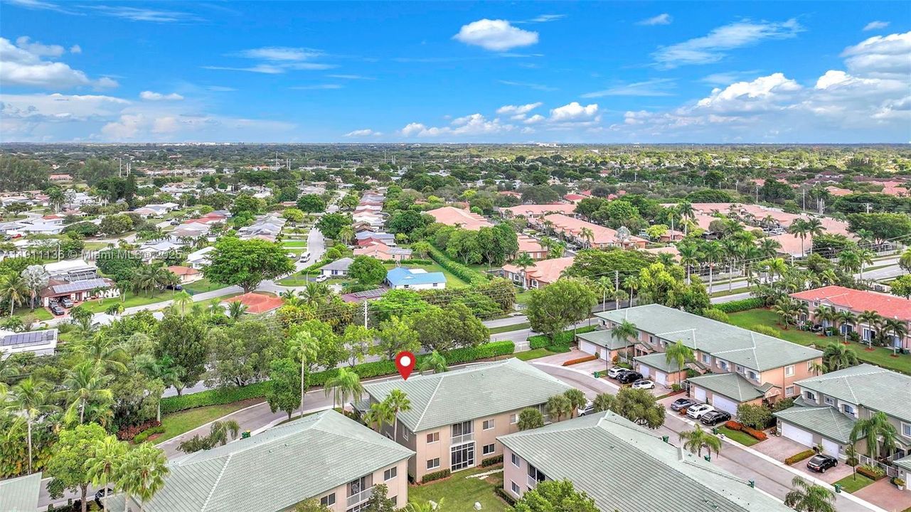 На продажу: $411,300 (3 спален, 2 ванн, 2016 Квадратных фут)