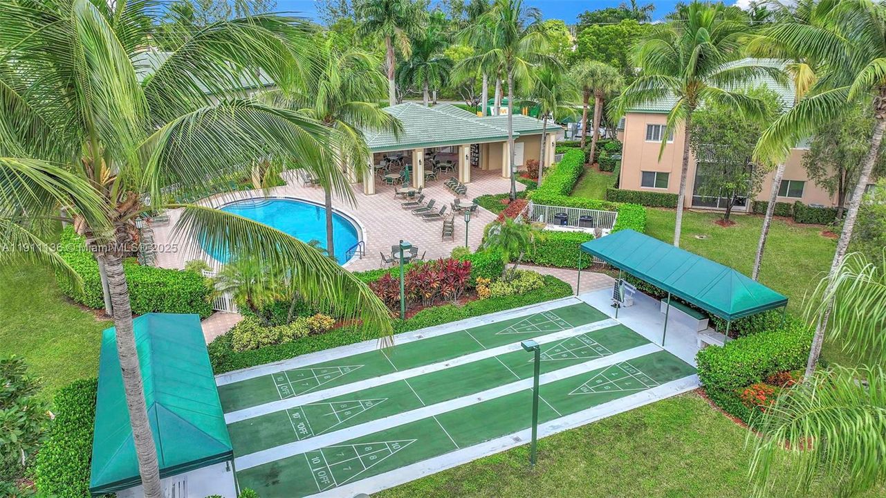 На продажу: $411,300 (3 спален, 2 ванн, 2016 Квадратных фут)