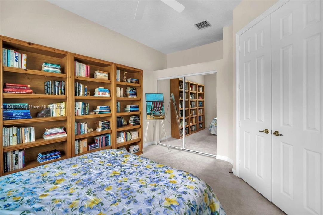 На продажу: $411,300 (3 спален, 2 ванн, 2016 Квадратных фут)