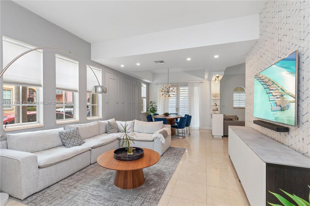 待售: $898,000 (3 贝兹, 2 浴室, 1910 平方英尺)