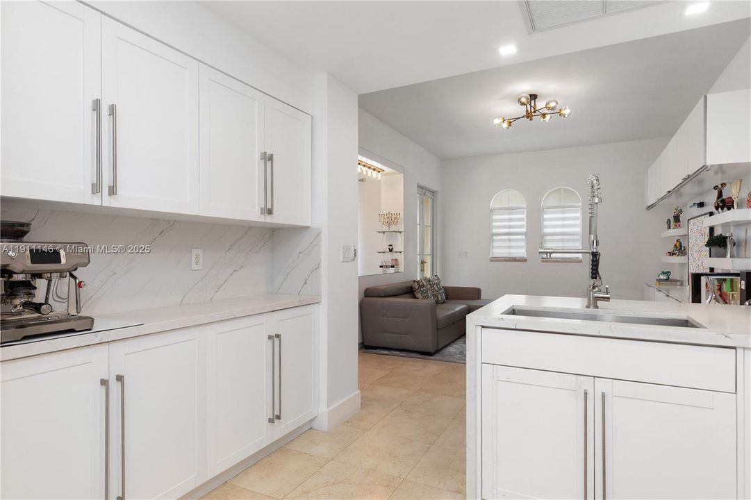 待售: $898,000 (3 贝兹, 2 浴室, 1910 平方英尺)