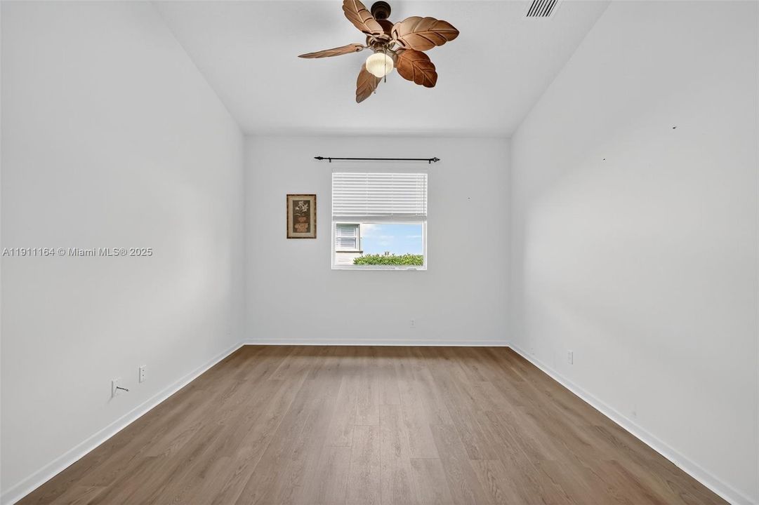 待售: $389,000 (3 贝兹, 2 浴室, 1711 平方英尺)