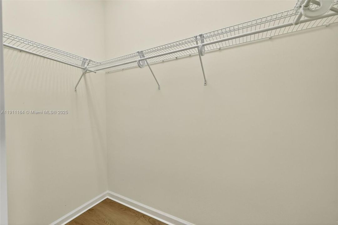 待售: $389,000 (3 贝兹, 2 浴室, 1711 平方英尺)