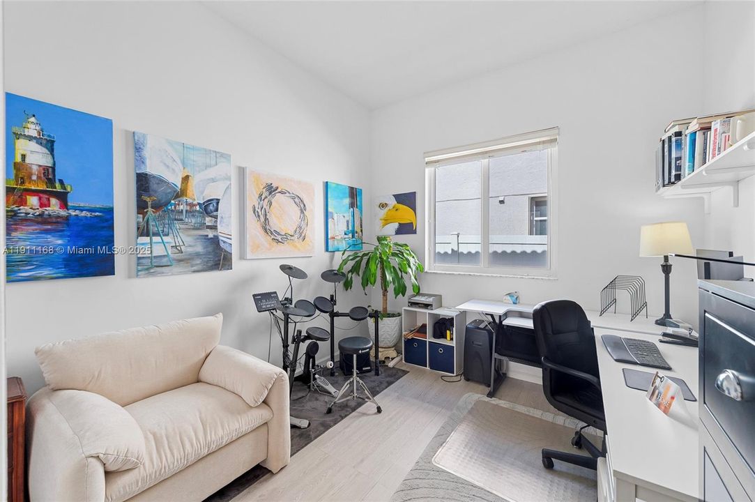 Active With Contract: $750,000 (4 beds, 2 baths, 2180 Square Feet)