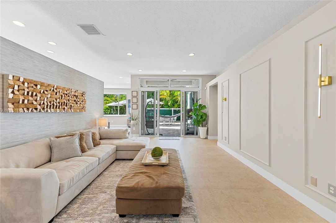 Active With Contract: $750,000 (4 beds, 2 baths, 2180 Square Feet)