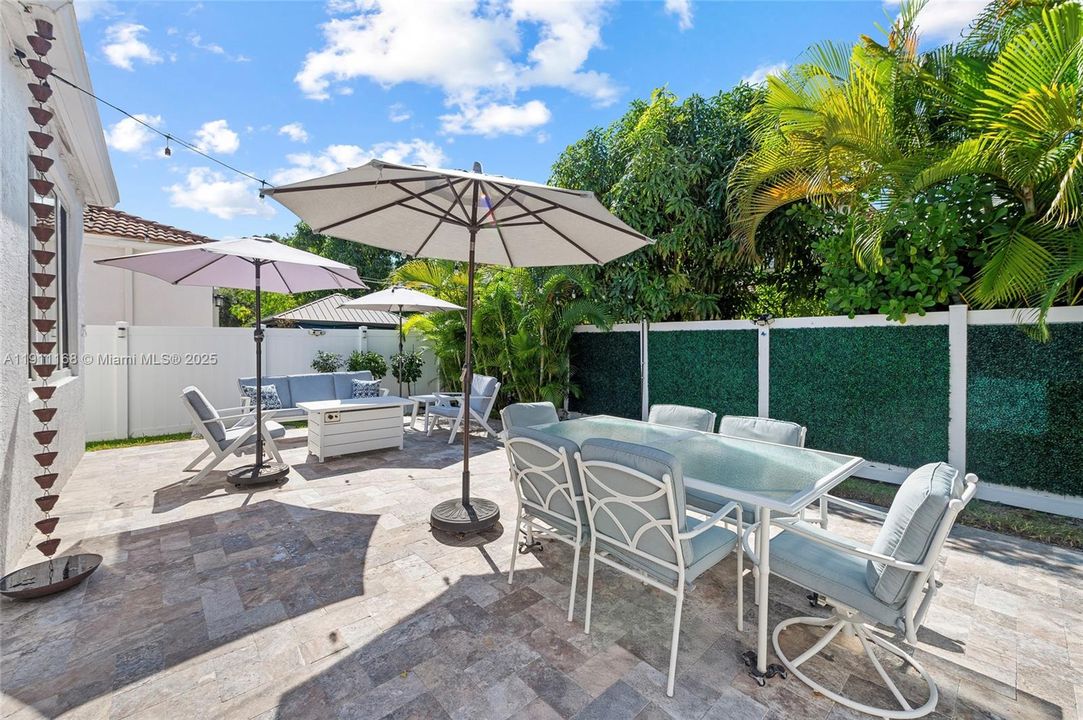 Active With Contract: $750,000 (4 beds, 2 baths, 2180 Square Feet)