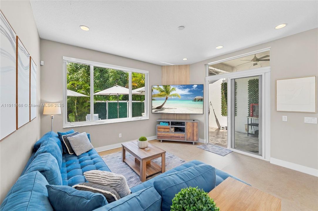 Active With Contract: $750,000 (4 beds, 2 baths, 2180 Square Feet)