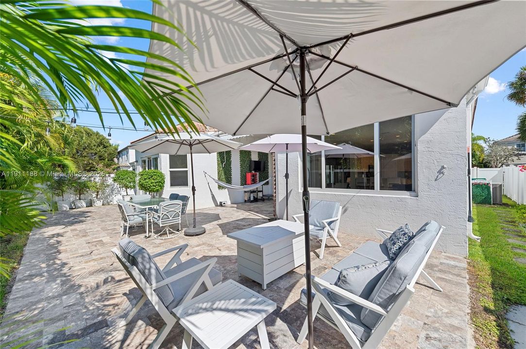 Active With Contract: $750,000 (4 beds, 2 baths, 2180 Square Feet)