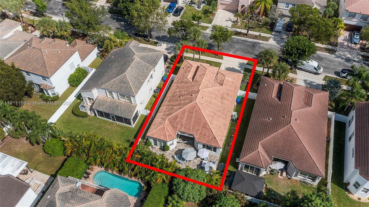 Active With Contract: $750,000 (4 beds, 2 baths, 2180 Square Feet)