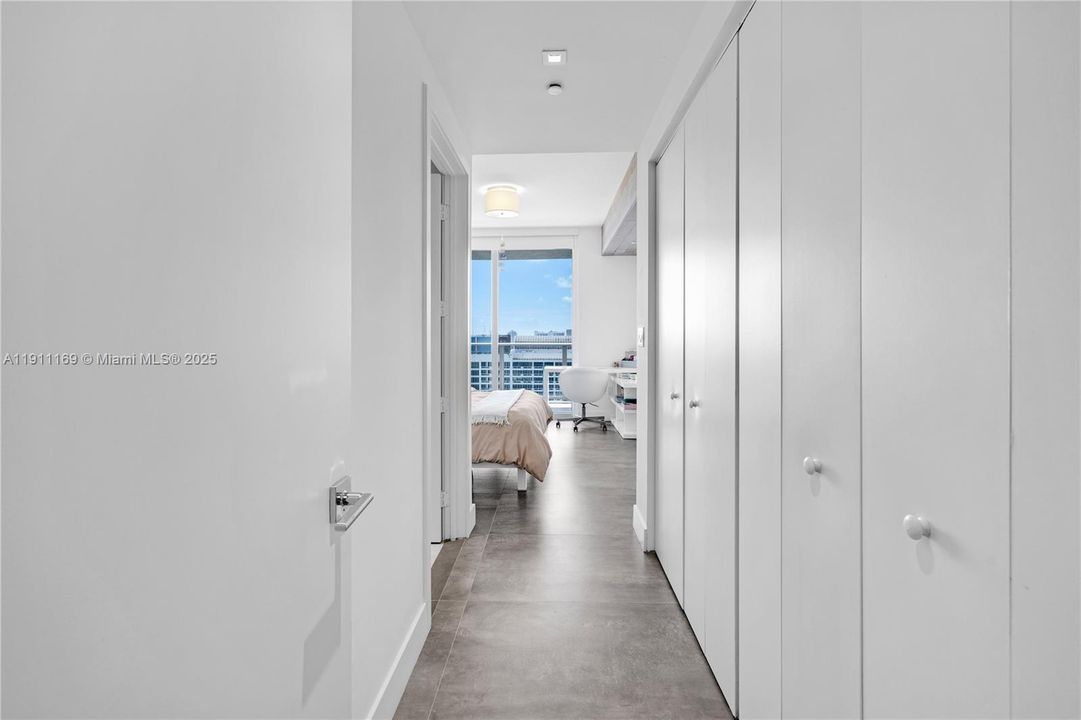 На продажу: $2,395,000 (3 спален, 4 ванн, 2018 Квадратных фут)