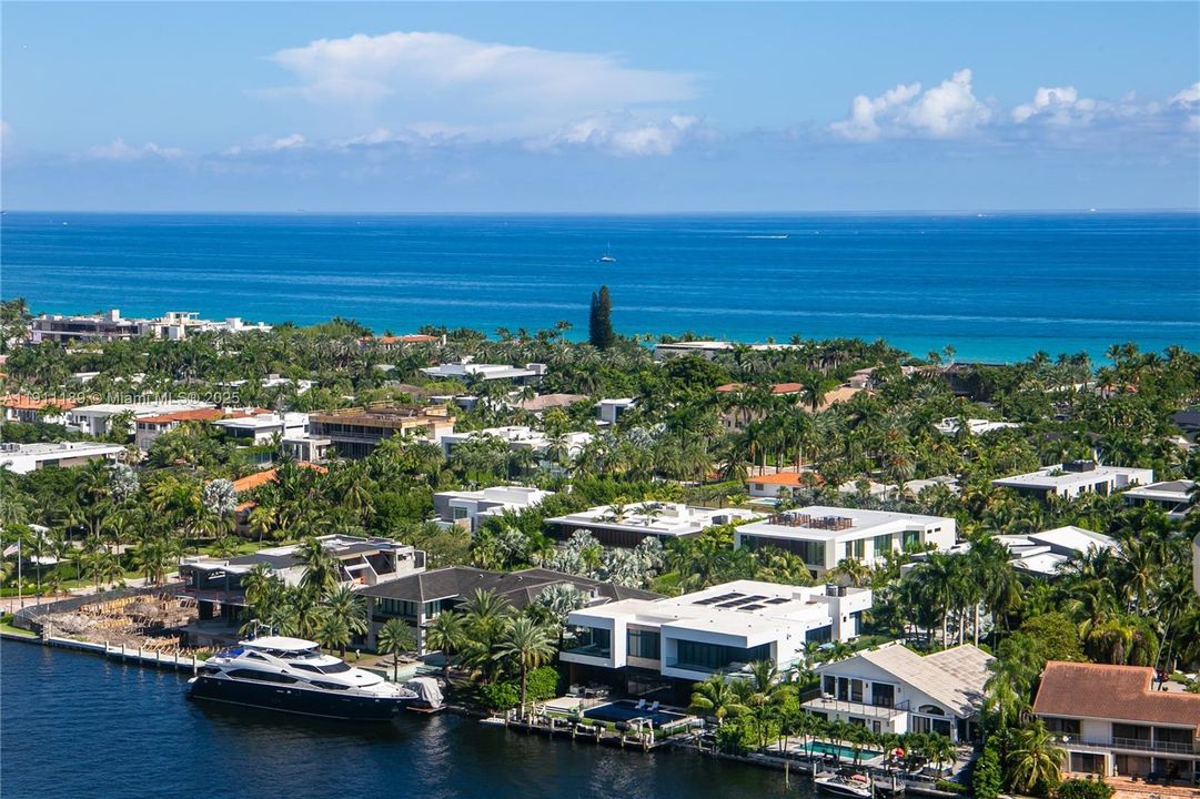 Под контрактом: $475,000 (2 спален, 2 ванн, 1622 Квадратных фут)