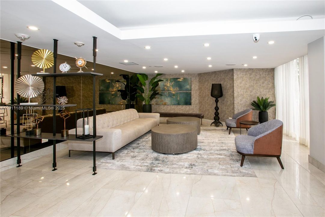 Под контрактом: $475,000 (2 спален, 2 ванн, 1622 Квадратных фут)