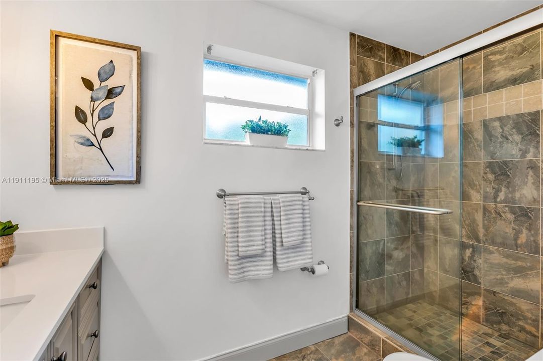 For Sale: $1,890,000 (3 beds, 2 baths, 2066 Square Feet)