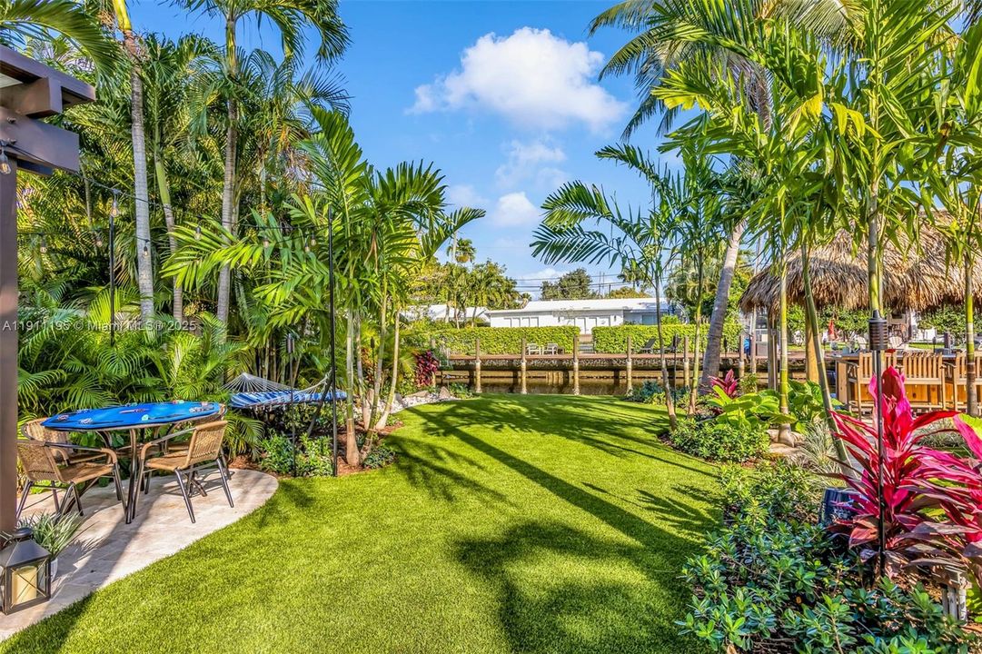 For Sale: $1,890,000 (3 beds, 2 baths, 2066 Square Feet)