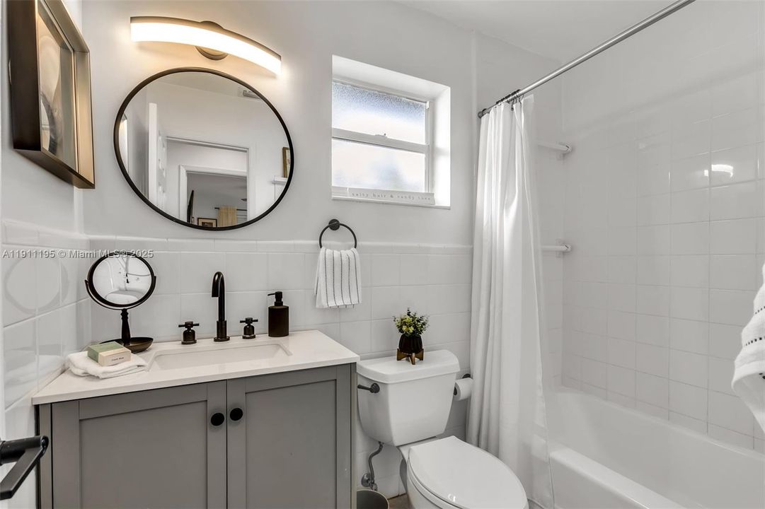 For Sale: $1,890,000 (3 beds, 2 baths, 2066 Square Feet)