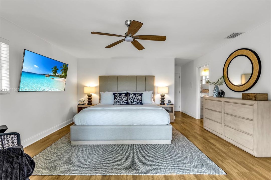 For Sale: $1,890,000 (3 beds, 2 baths, 2066 Square Feet)