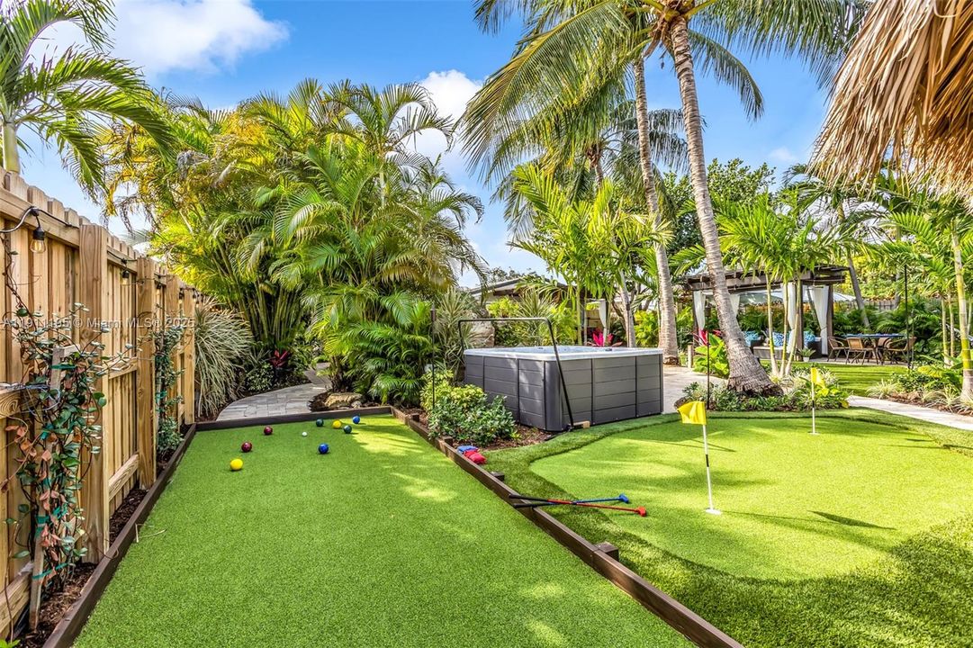 For Sale: $1,890,000 (3 beds, 2 baths, 2066 Square Feet)