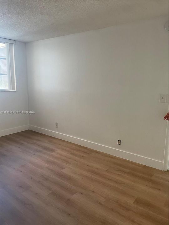Recently Rented: $1,600 (1 beds, 1 baths, 940 Square Feet)