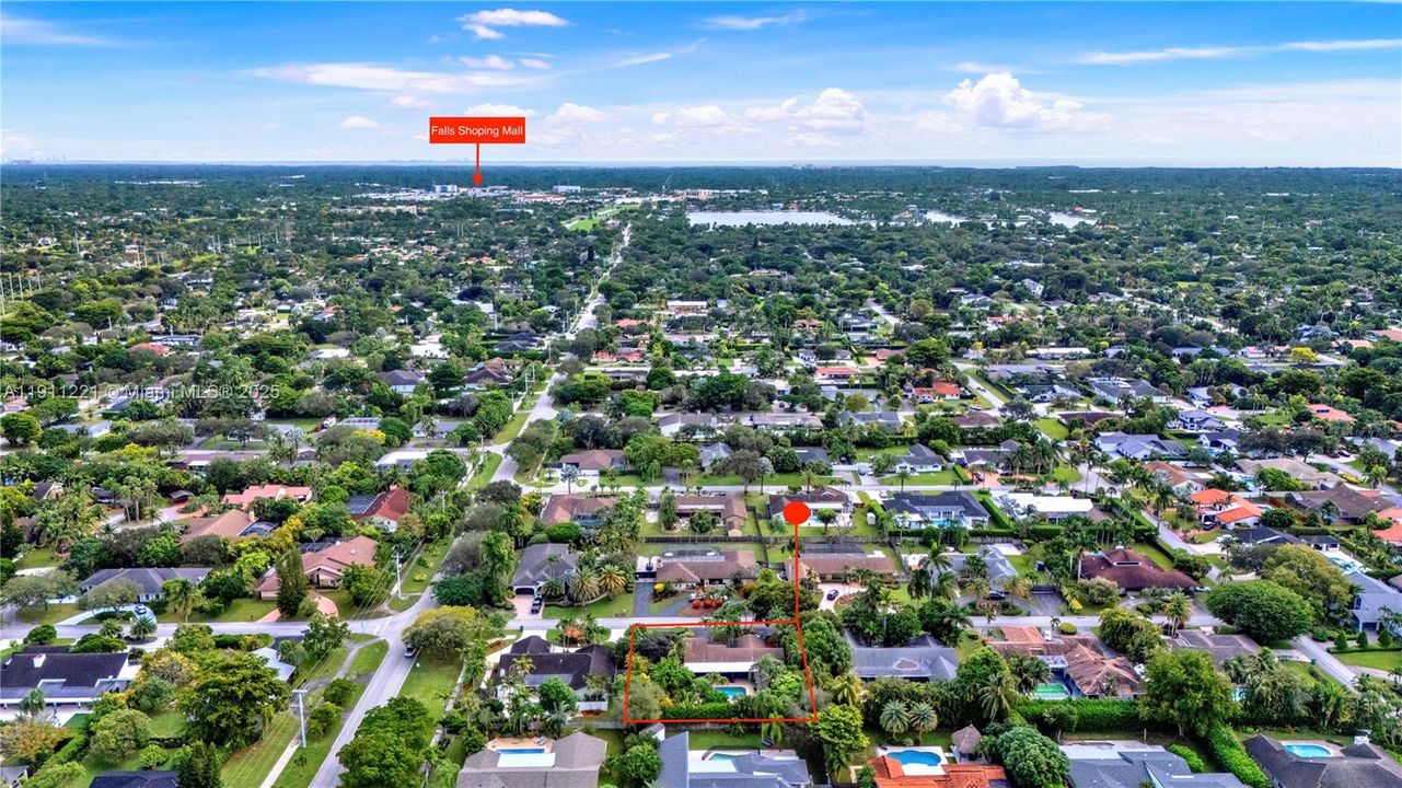 Short drive to Falls Shopping Center & Restaurants