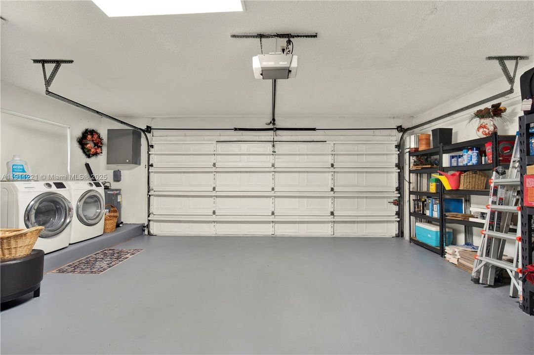 待售: $1,295,000 (4 贝兹, 2 浴室, 2403 平方英尺)