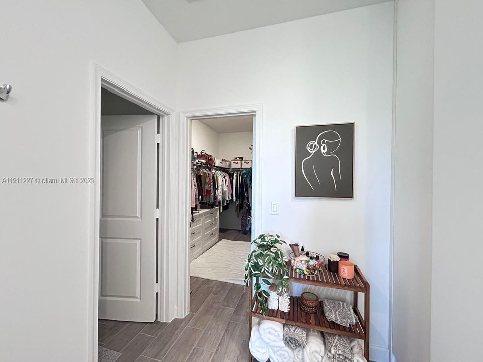 最近租的: $3,450 (3 贝兹, 2 浴室, 1749 平方英尺)