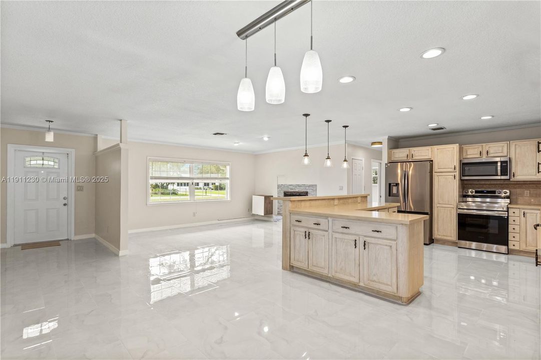 For Sale: $1,239,900 (4 beds, 3 baths, 2192 Square Feet)