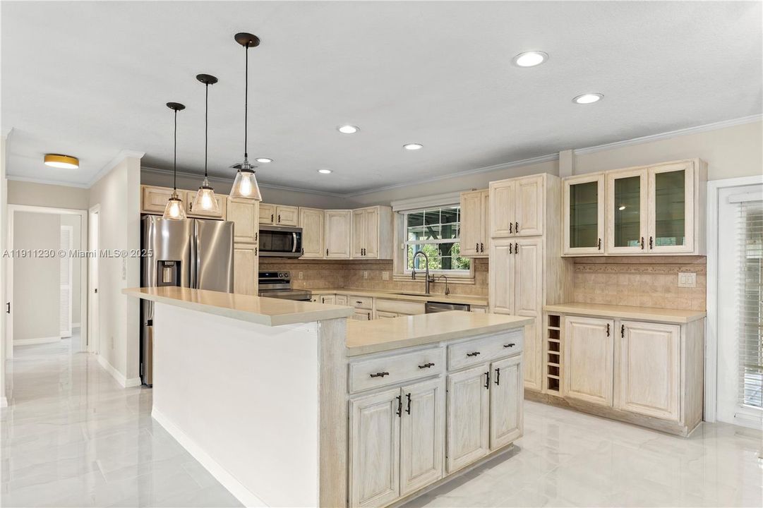 For Sale: $1,239,900 (4 beds, 3 baths, 2192 Square Feet)