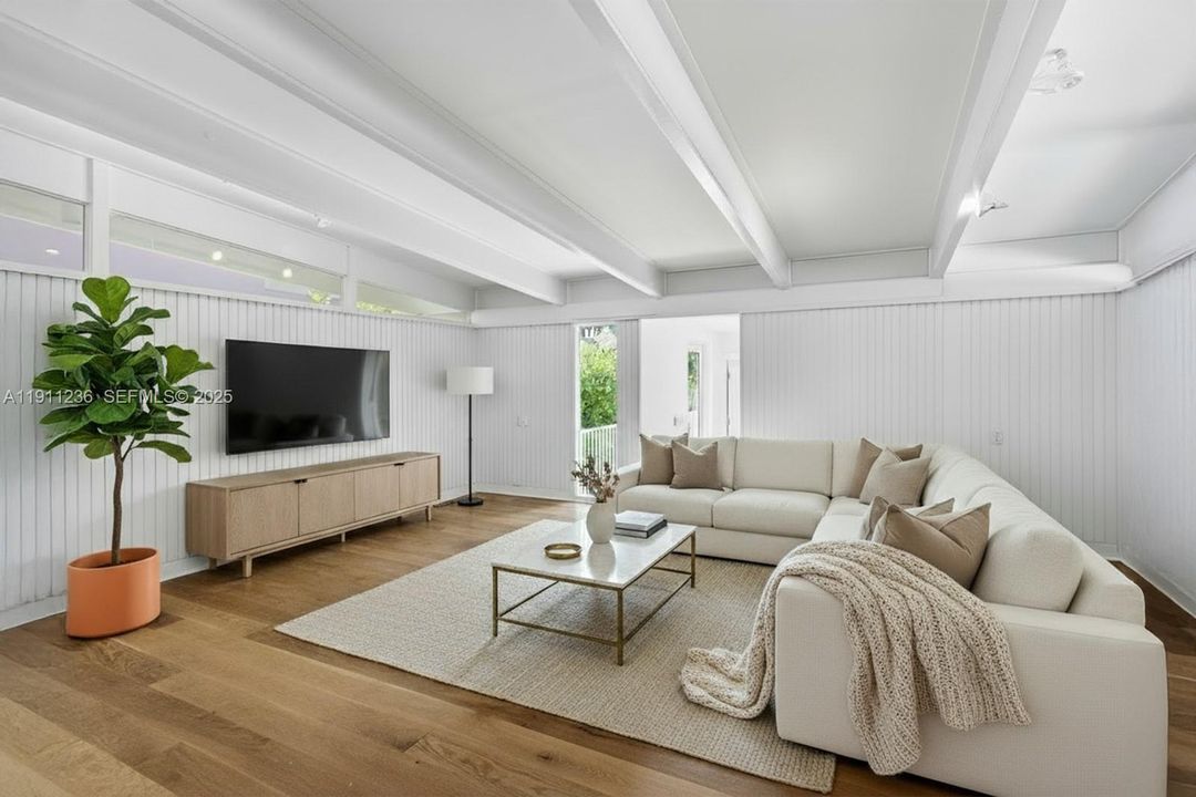 Image virtually staged