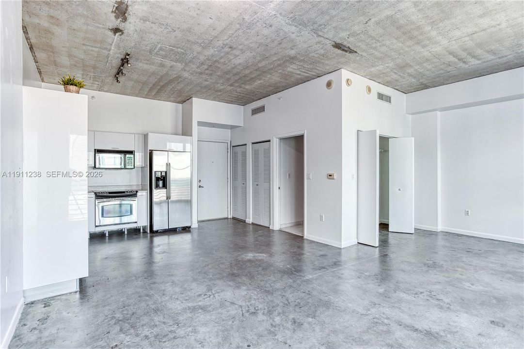 Недавно арендовано: $2,225 (1 спален, 1 ванн, 651 Квадратных фут)