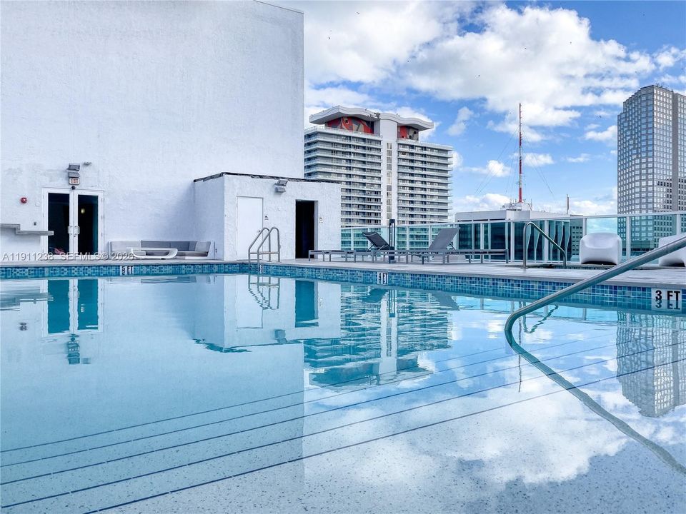 Rooftop pool and large pool deck with great views. There are two pools.