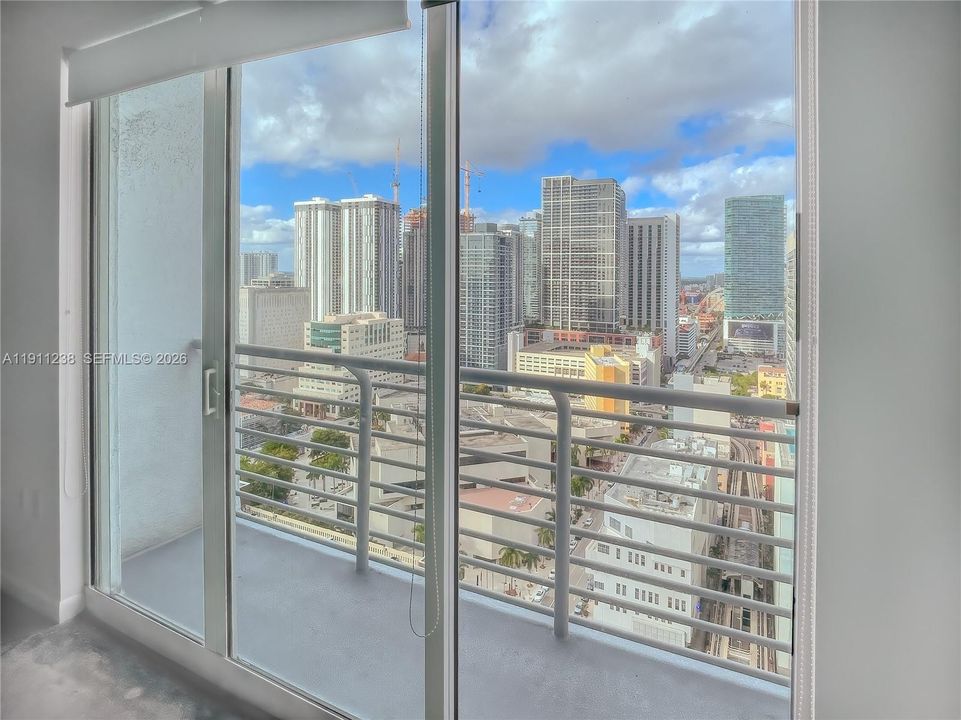 Balcony and views of Miami