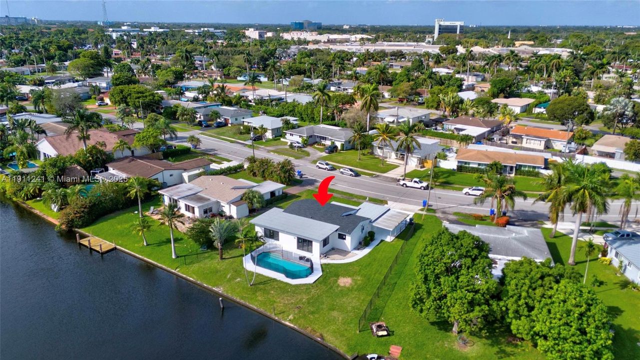 На продажу: $849,995 (3 спален, 3 ванн, 1206 Квадратных фут)