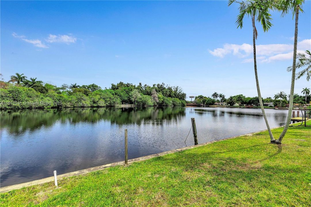 На продажу: $849,995 (3 спален, 3 ванн, 1206 Квадратных фут)