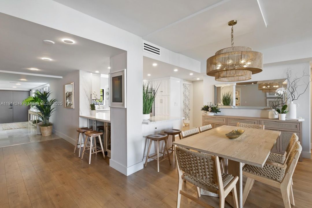 For Rent: $9,999 (4 beds, 2 baths, 2000 Square Feet)