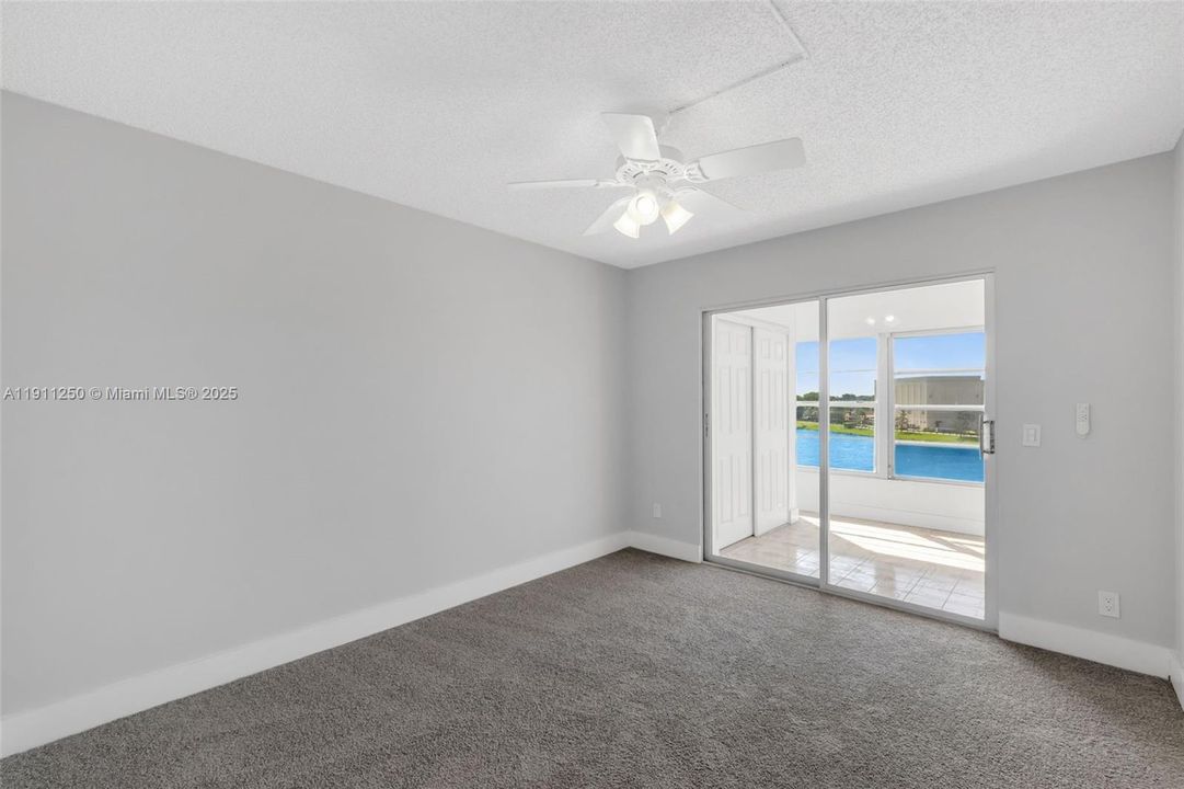 For Sale: $249,000 (2 beds, 2 baths, 1008 Square Feet)