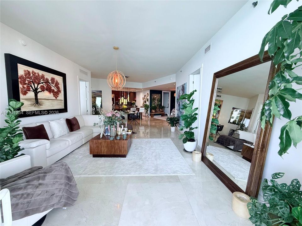 En Venta: $1,690,000 (2 camas, 3 baños, 1962 Pies cuadrados)