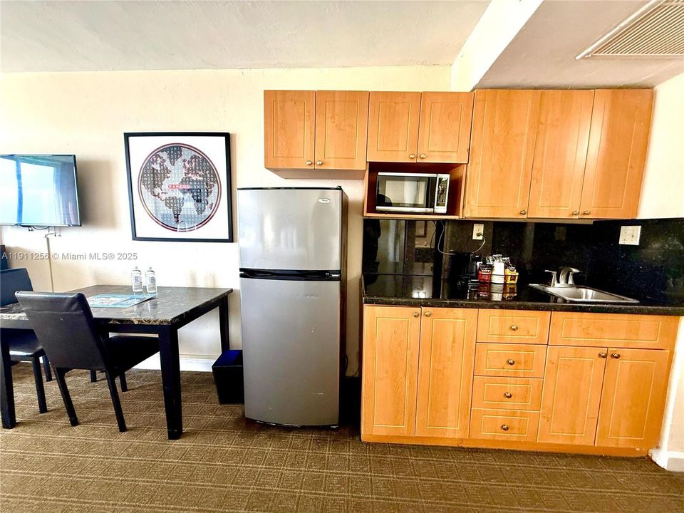 For Sale: $118,000 (0 beds, 1 baths, 420 Square Feet)