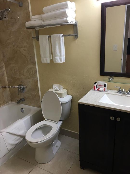 For Sale: $118,000 (0 beds, 1 baths, 420 Square Feet)