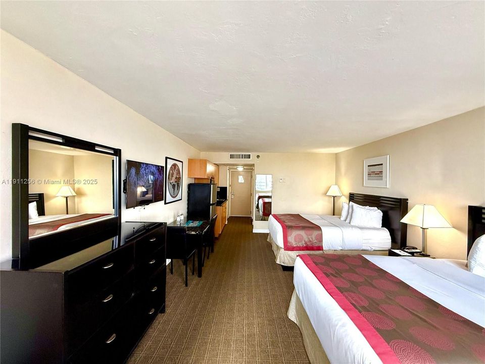 For Sale: $118,000 (0 beds, 1 baths, 420 Square Feet)