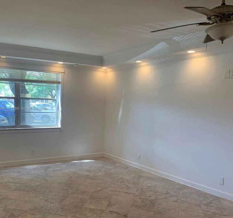 Recently Rented: $1,600 (2 beds, 2 baths, 950 Square Feet)