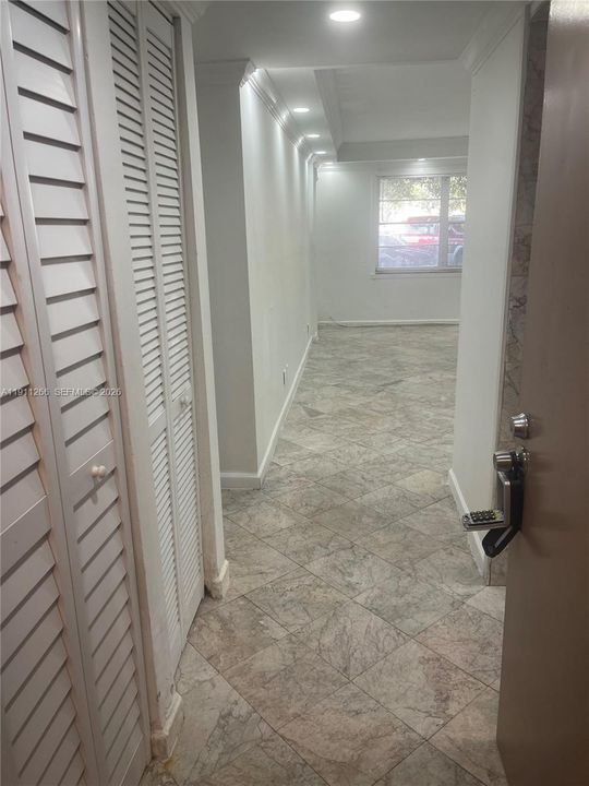 Recently Rented: $1,600 (2 beds, 2 baths, 950 Square Feet)