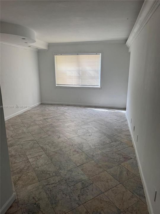 Recently Rented: $1,600 (2 beds, 2 baths, 950 Square Feet)