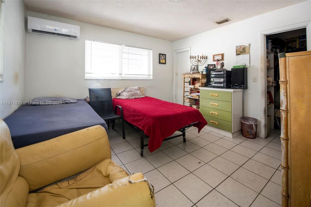 На продажу: $5,700,000 (0 спален, 0 ванн, 0 Квадратных фут)